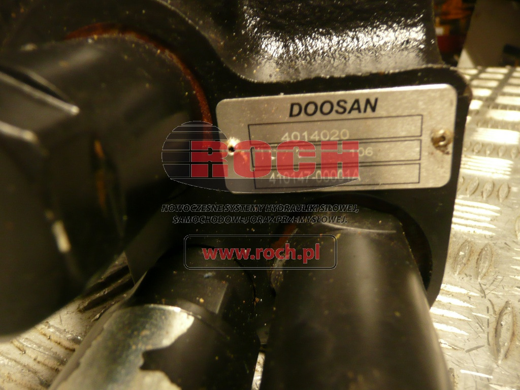 DOOSAN 4014020 410147-00001A 3391962 - 1 SEKCYJNY + CEWKA + 3091667 24VDC 21OHM + ZAWÓR CIŚNIENIOWY - Válvula hidráulica: foto 1 DOOSAN 4014020 410147-00001A 3391962 - 1 SEKCYJNY + CEWKA + 3091667 24VDC 21OHM + ZAWÓR CIŚNIENIOWY - Válvula hidráulica: foto 1