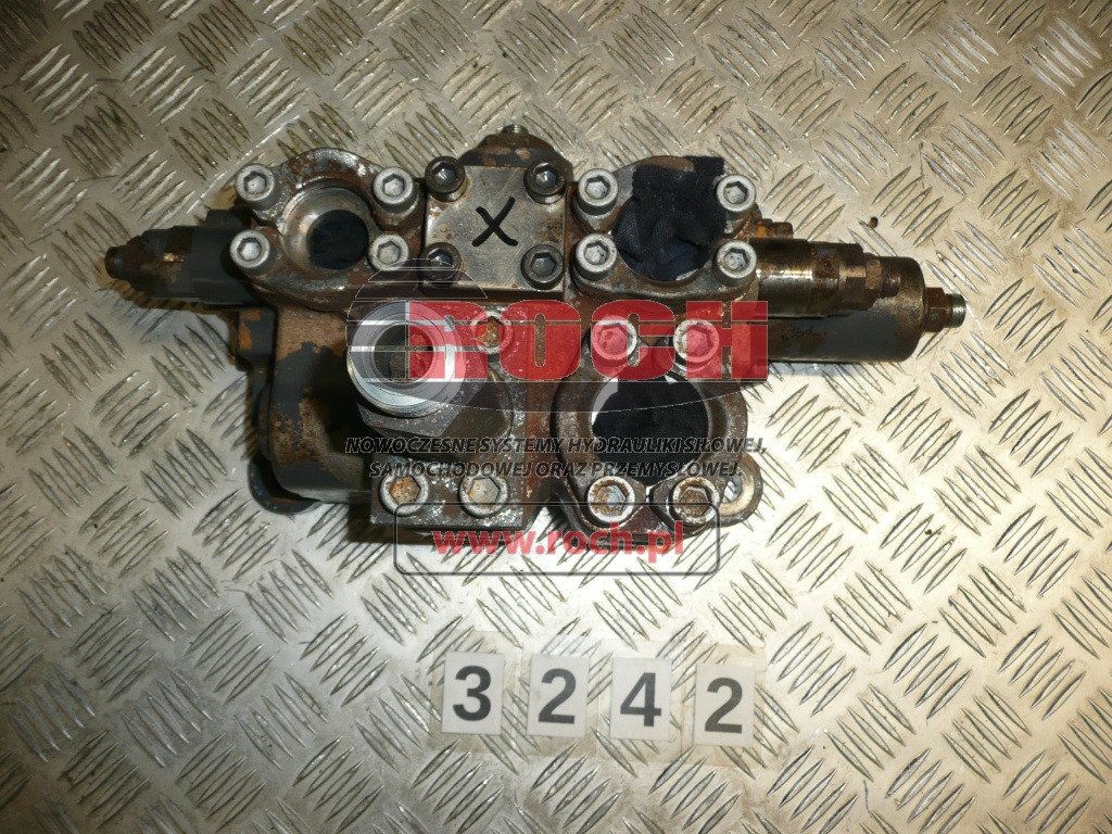 DOOSAN 410105-0093 - 1 SEKCYJNY - Válvula hidráulica: foto 1 DOOSAN 410105-0093 - 1 SEKCYJNY - Válvula hidráulica: foto 1