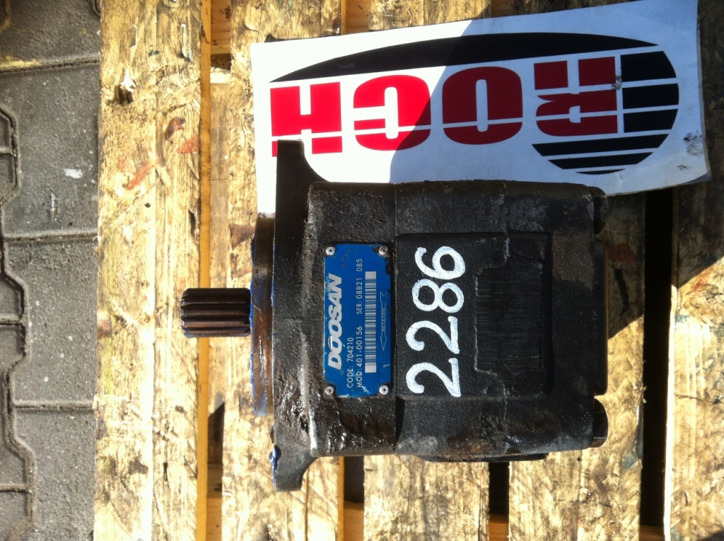 DOOSAN 704210 401-00156 93466494L - Bomba hidráulica por Pá carregadora de rodas: foto 1 DOOSAN 704210 401-00156 93466494L - Bomba hidráulica por Pá carregadora de rodas: foto 1