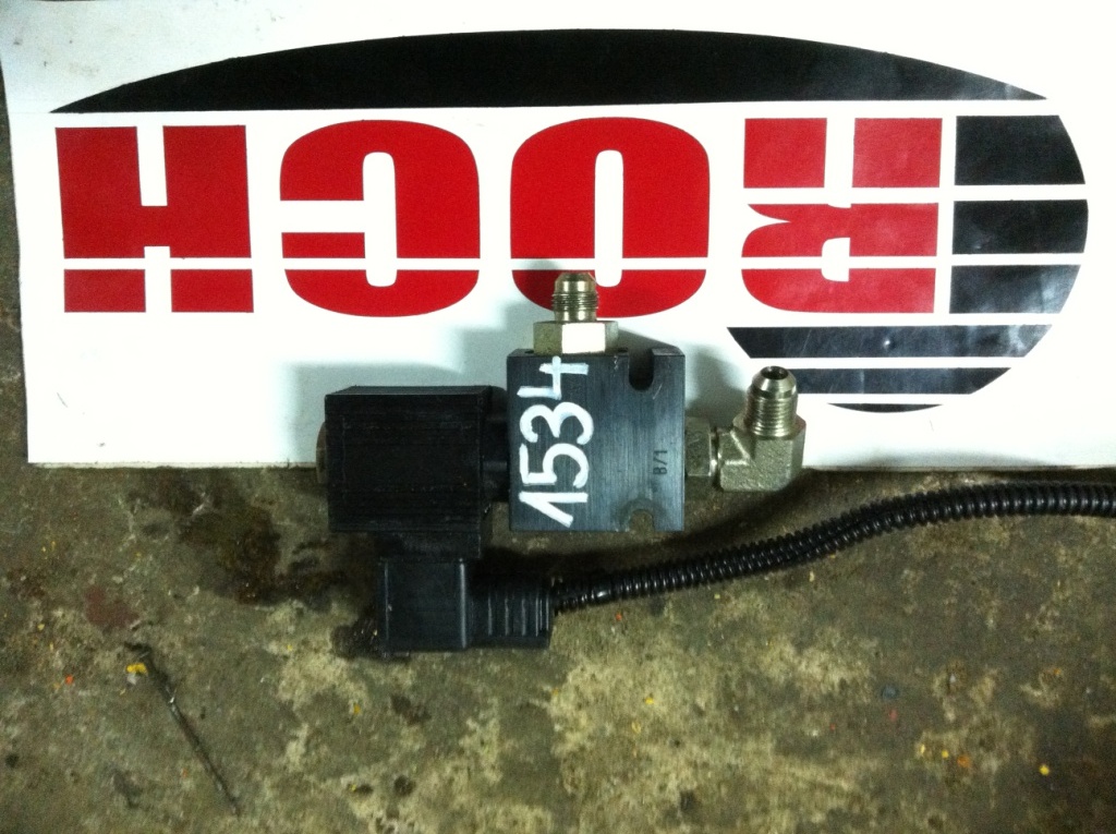 PARKER 810-2-8T+ 851019 12VDC - 1 SEKCYJNY - Válvula hidráulica por Máquina de construção: foto 1 PARKER 810-2-8T+ 851019 12VDC - 1 SEKCYJNY - Válvula hidráulica por Máquina de construção: foto 1