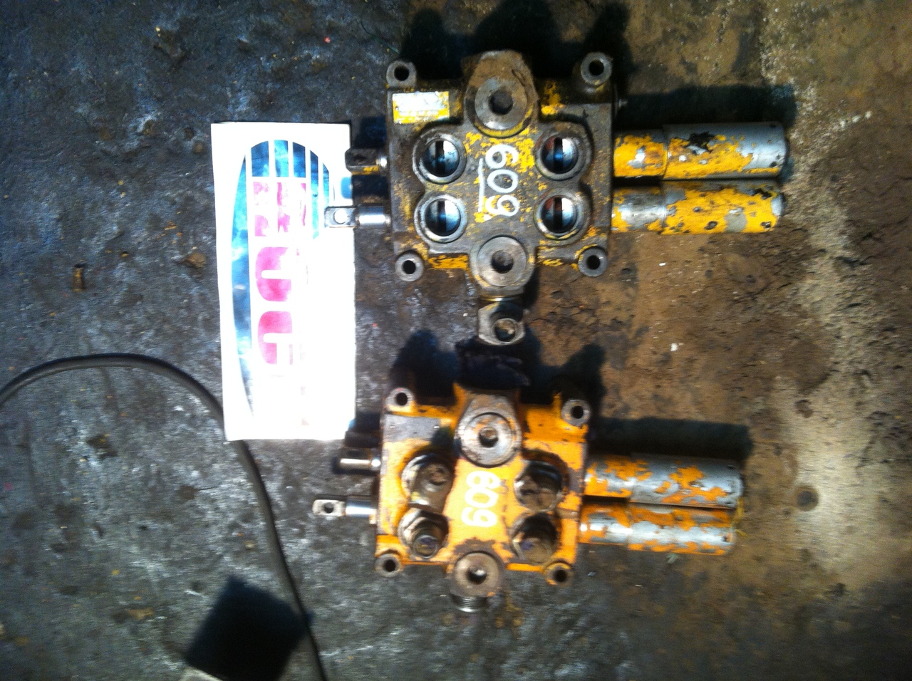 PARKER VDSP 24 RM57 LO53152 - 2 SEKCYJNY - Válvula hidráulica por Máquina de construção: foto 1 PARKER VDSP 24 RM57 LO53152 - 2 SEKCYJNY - Válvula hidráulica por Máquina de construção: foto 1