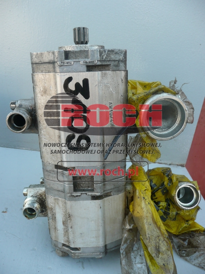 SAUER SUNDSTRAND 11046194SNW2NN/025LN04D0NNB7B5NNNN/NNNNN + 1112003800SNP2NN/8.0LN03CA P3B7B5NNNN/NNNNN - Bomba hidráulica por Máquina de construção: foto 1 SAUER SUNDSTRAND 11046194SNW2NN/025LN04D0NNB7B5NNNN/NNNNN + 1112003800SNP2NN/8.0LN03CA P3B7B5NNNN/NNNNN - Bomba hidráulica por Máquina de construção: foto 1