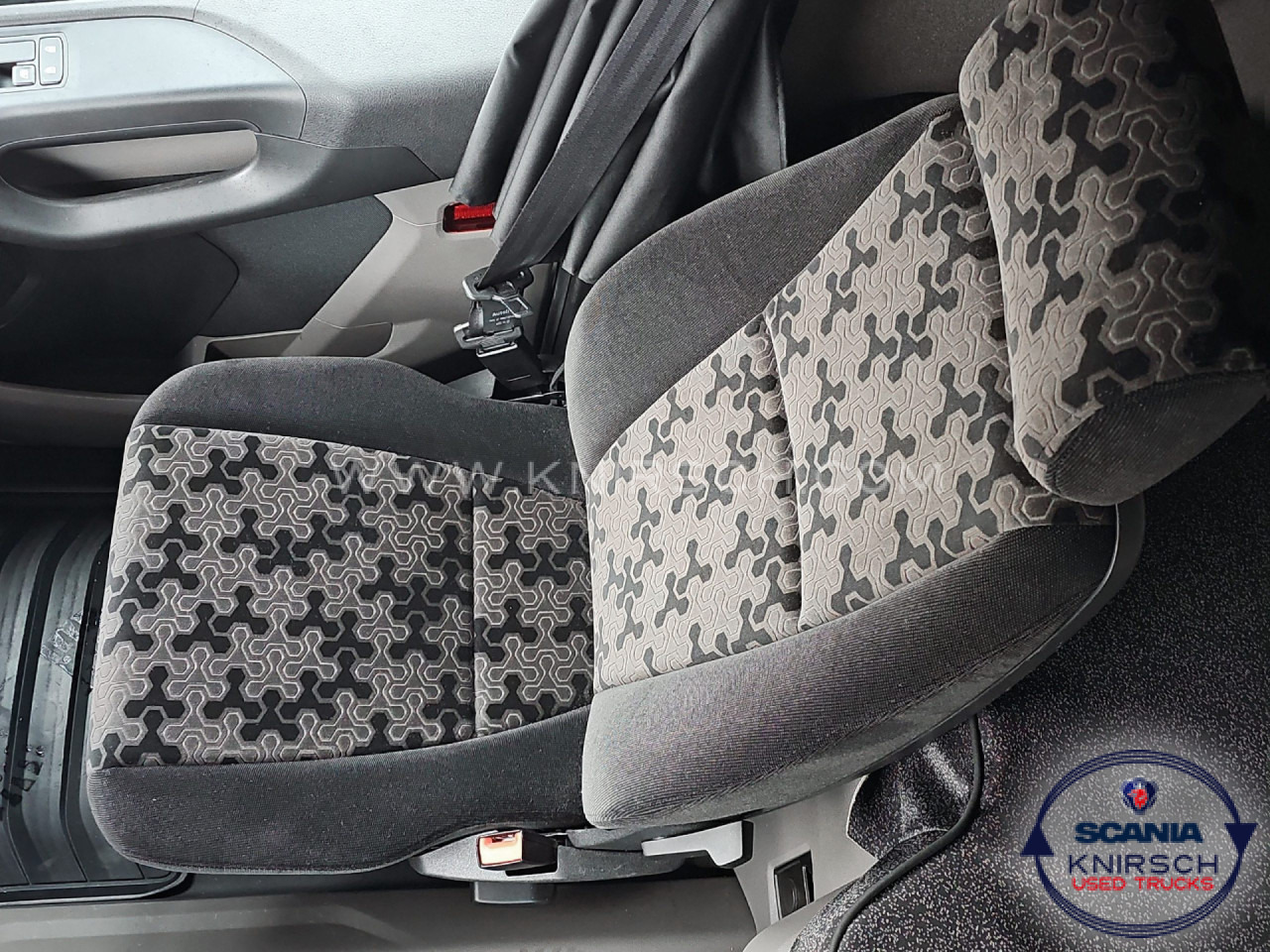 SCANIA R 450 A4x2LA / LED / Sideskirts / ADR AT - Tractor: foto 5 SCANIA R 450 A4x2LA / LED / Sideskirts / ADR AT - Tractor: foto 5