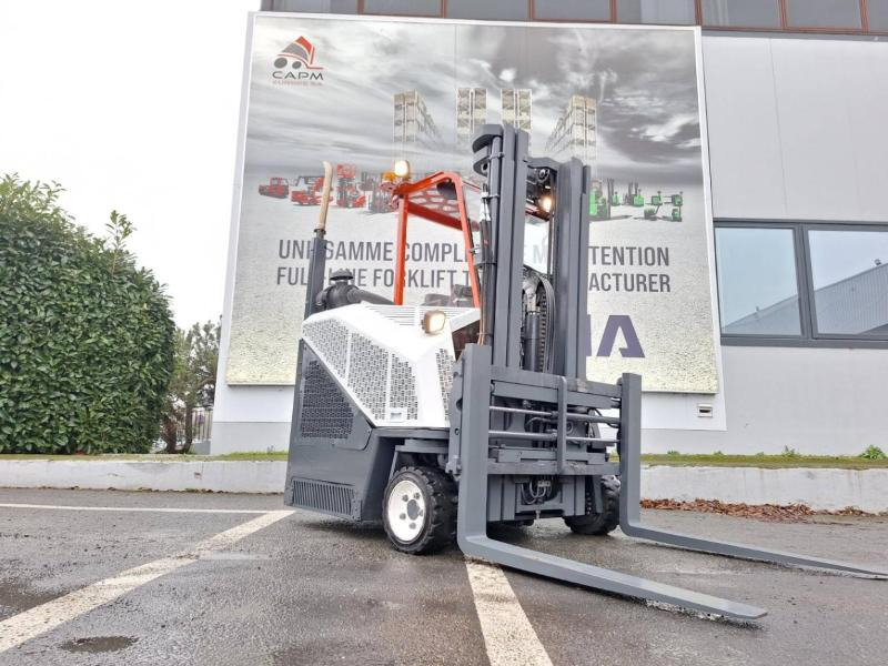 Amlift AGILIFT 25-12-49 - Empilhador de 4 vias: foto 2 Amlift AGILIFT 25-12-49 - Empilhador de 4 vias: foto 2