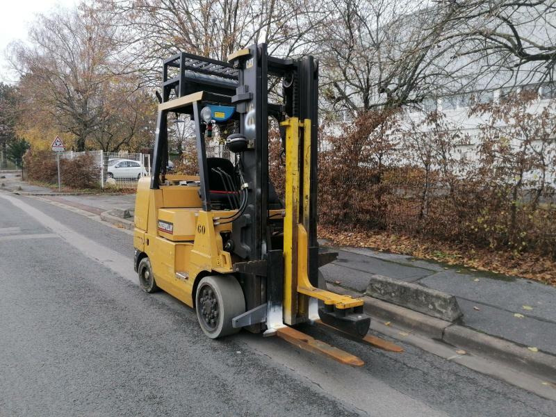 Caterpillar GC45K SWB - Empilhadeira a gás: foto 2 Caterpillar GC45K SWB - Empilhadeira a gás: foto 2