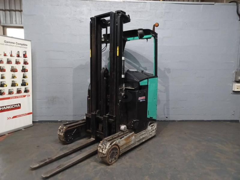 Caterpillar NR16N - Empilhador retráctil: foto 1 Caterpillar NR16N - Empilhador retráctil: foto 1