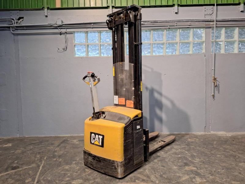 Caterpillar NSP16N - Stacker: foto 1 Caterpillar NSP16N - Stacker: foto 1