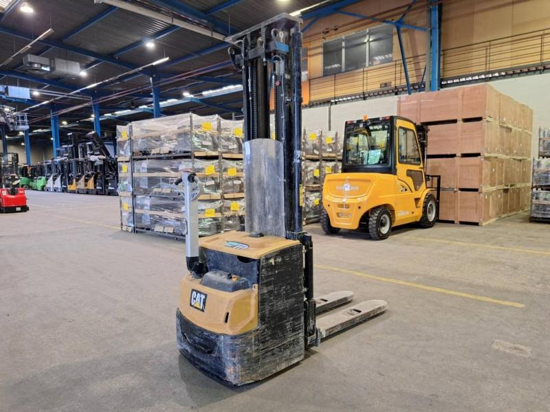 Caterpillar NSP16N2 - Stacker: foto 2 Caterpillar NSP16N2 - Stacker: foto 2