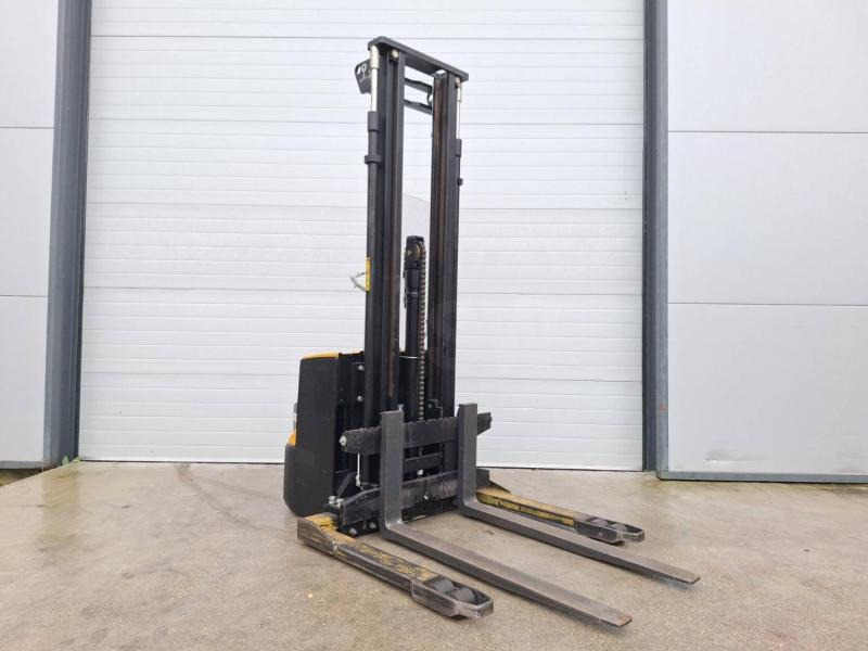 Caterpillar NSP16N2S - Stacker: foto 2 Caterpillar NSP16N2S - Stacker: foto 2