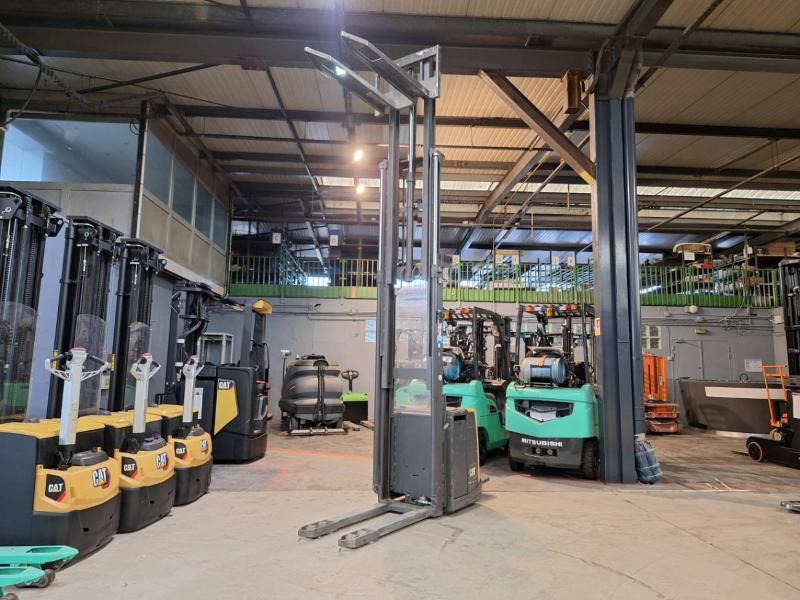 Stacker Caterpillar NSV16P: foto 7