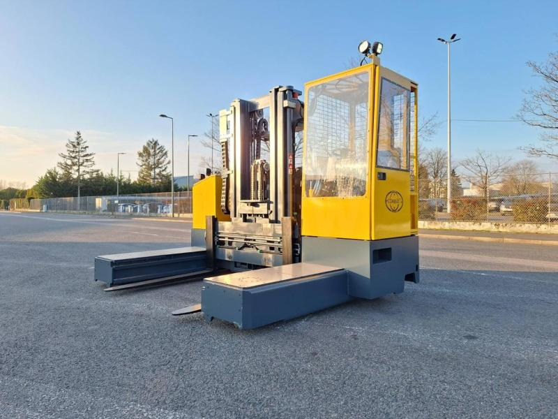 Combilift ESL3545 - Empilhador de 4 vias: foto 1 Combilift ESL3545 - Empilhador de 4 vias: foto 1
