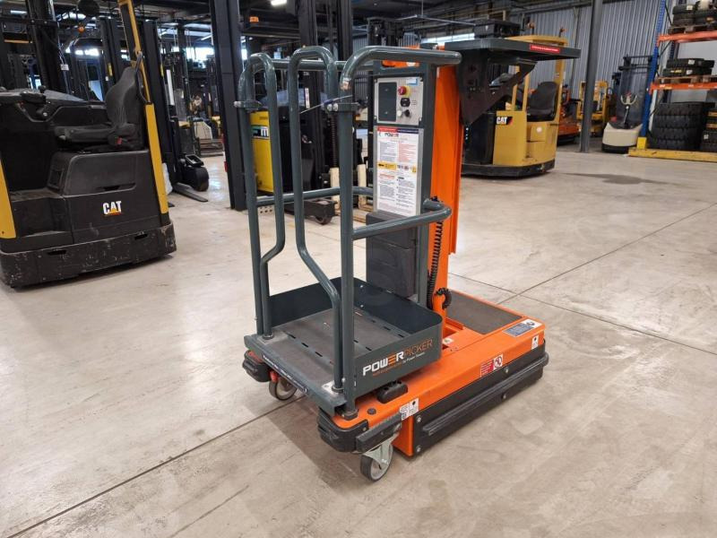 JLG POWER PICKER - Plataforma de mastro vertical: foto 2 JLG POWER PICKER - Plataforma de mastro vertical: foto 2