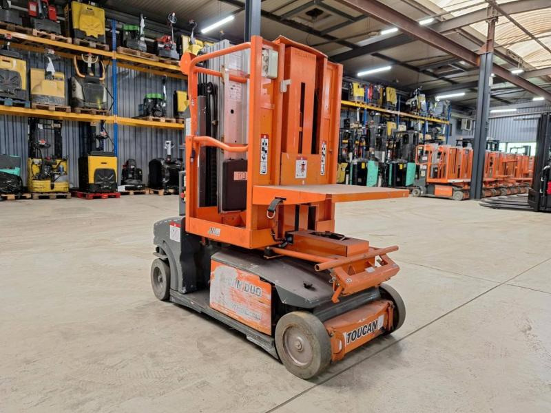 JLG Toucan Duo - Plataforma de mastro vertical: foto 4 JLG Toucan Duo - Plataforma de mastro vertical: foto 4