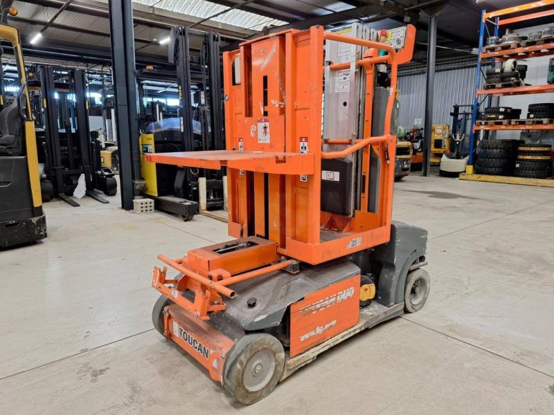 JLG Toucan Duo - Plataforma de mastro vertical: foto 3 JLG Toucan Duo - Plataforma de mastro vertical: foto 3