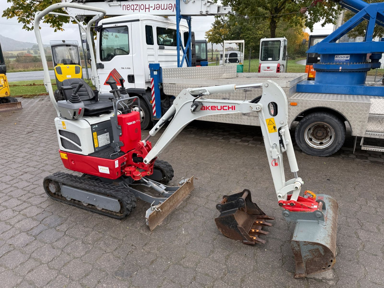 Takeuchi TB 210 R, Bj. 23, 370 BH, SW MS01, TL, GL - Mini escavadeira: foto 3 Takeuchi TB 210 R, Bj. 23, 370 BH, SW MS01, TL, GL - Mini escavadeira: foto 3