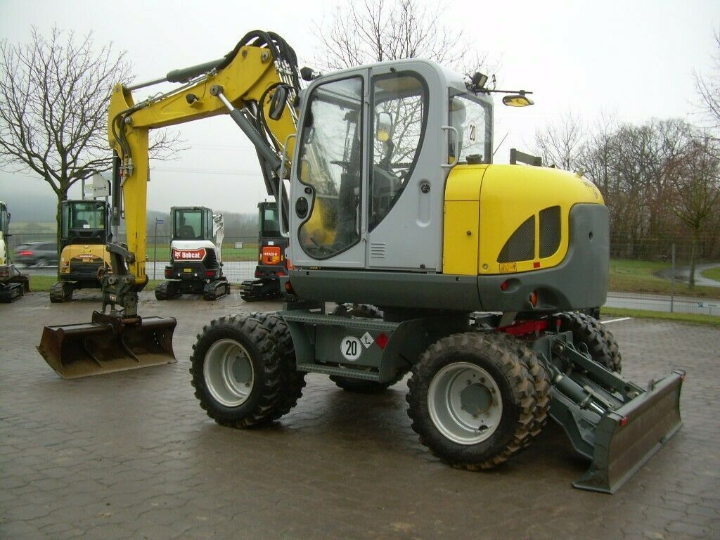 Wacker EW 100, Bj 20, 1750 BH, VA, Powertilt HS08, GL - Escavadeira de rodas: foto 2 Wacker EW 100, Bj 20, 1750 BH, VA, Powertilt HS08, GL - Escavadeira de rodas: foto 2