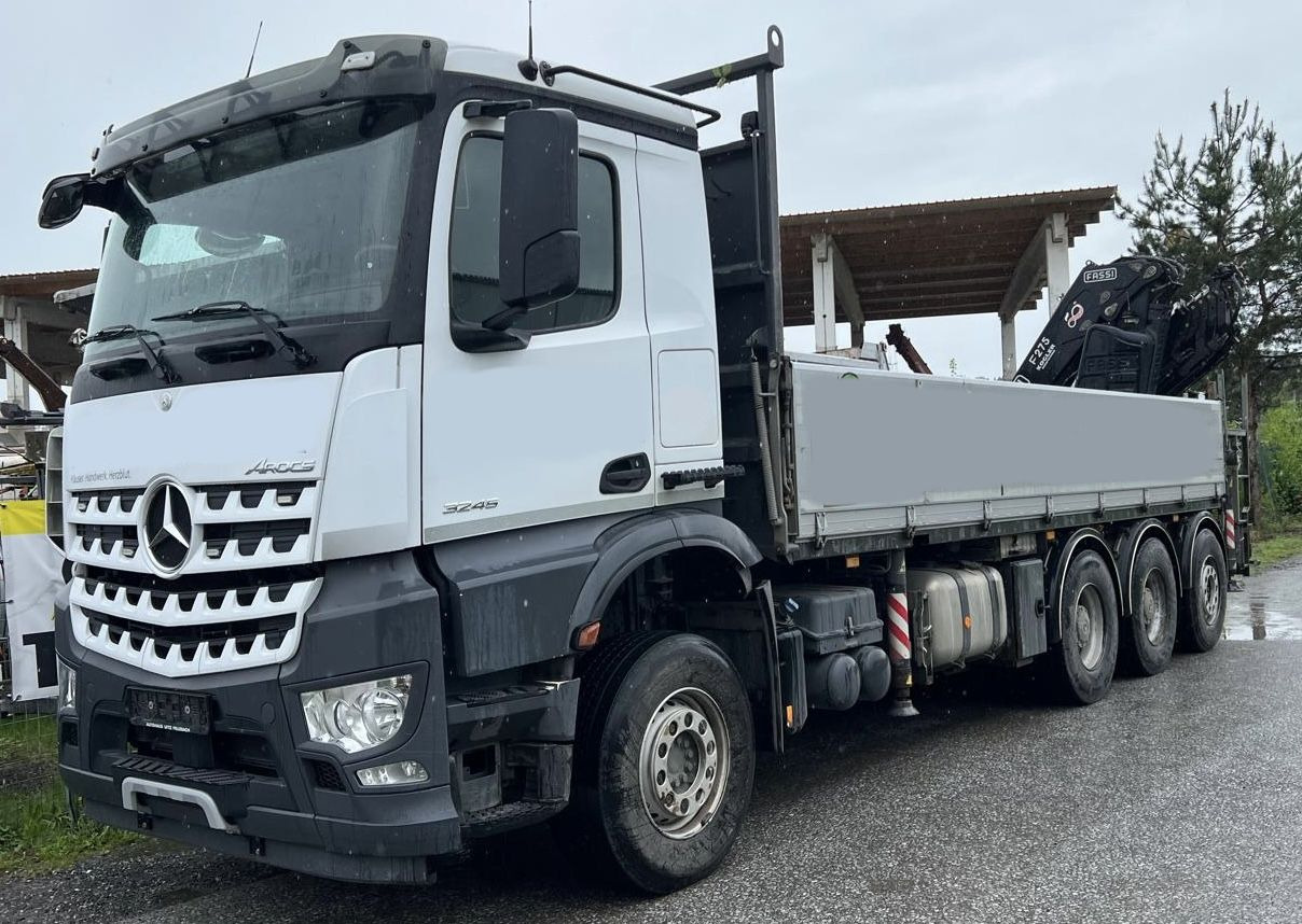 MERCEDES-BENZ Hiab Palfinger Fassi F275-5 JIB-3 - Camião de caixa aberta/ Plataforma: foto 1 MERCEDES-BENZ Hiab Palfinger Fassi F275-5 JIB-3 - Camião de caixa aberta/ Plataforma: foto 1