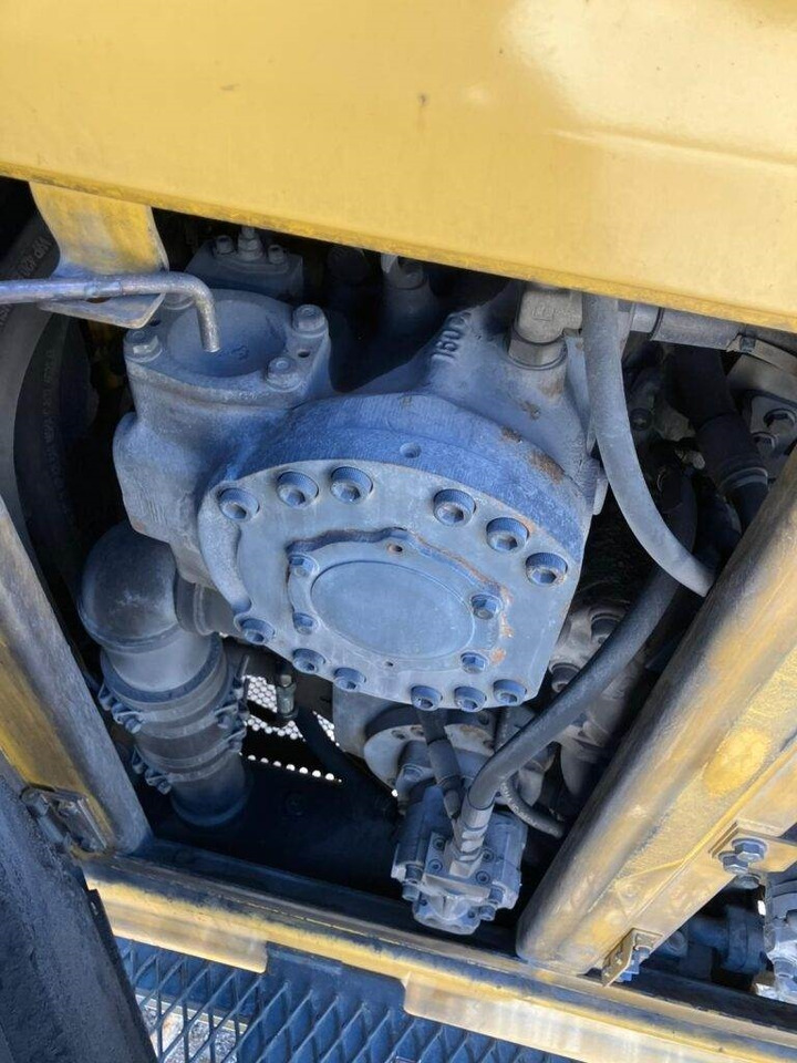 Escavadora de rastos Komatsu PC1250-8: foto 6