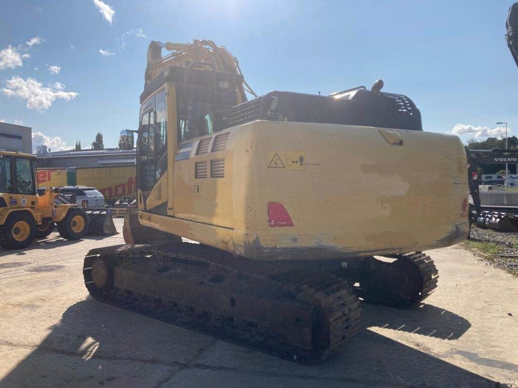 Komatsu PC210LC-11 - Escavadora de rastos: foto 3 Komatsu PC210LC-11 - Escavadora de rastos: foto 3
