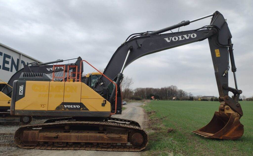 Volvo EC250EL - Escavadora de rastos: foto 1 Volvo EC250EL - Escavadora de rastos: foto 1