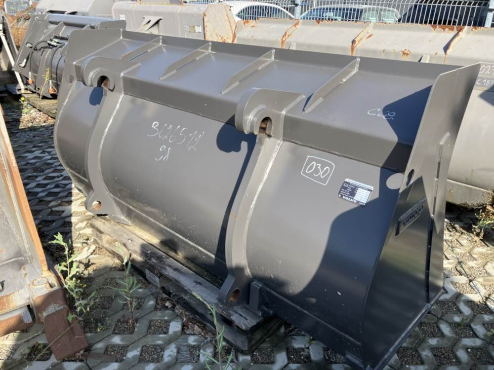 Volvo Schaufel mit Zähnen TPV - Balde: foto 2 Volvo Schaufel mit Zähnen TPV - Balde: foto 2