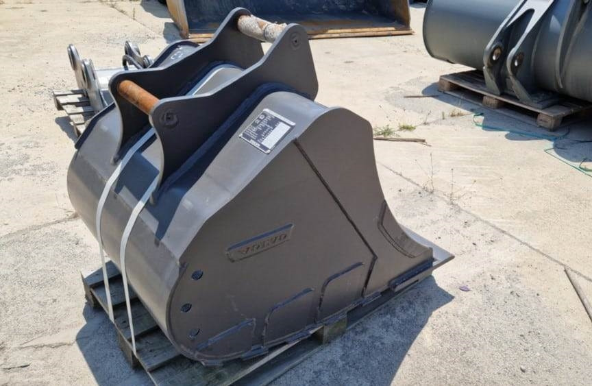 Volvo Tieflöffel mit Messer - Retroescavadeira: foto 2 Volvo Tieflöffel mit Messer - Retroescavadeira: foto 2