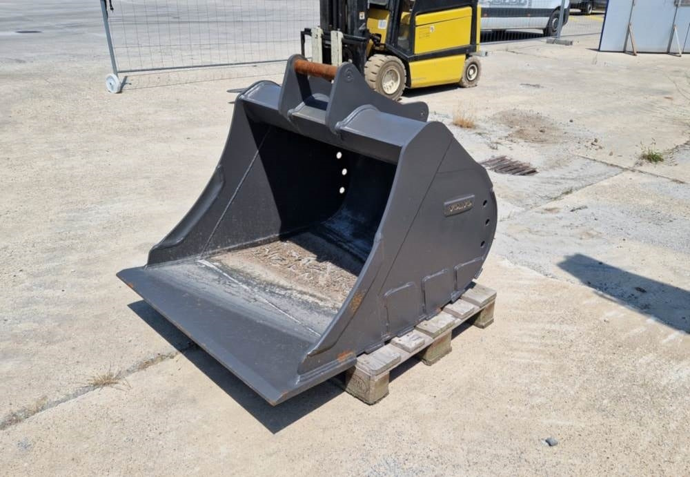 Volvo Tieflöffel mit Messer - Retroescavadeira: foto 4 Volvo Tieflöffel mit Messer - Retroescavadeira: foto 4