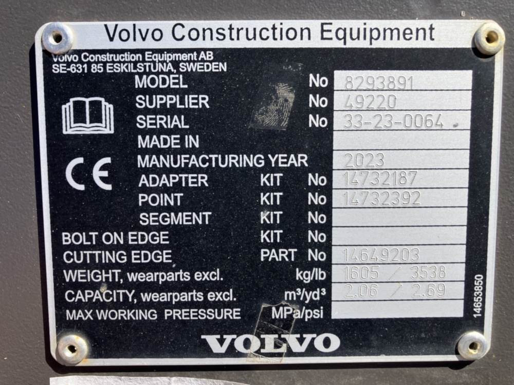 Volvo Tieflöffel mit Zähne S2 - Retroescavadeira: foto 4 Volvo Tieflöffel mit Zähne S2 - Retroescavadeira: foto 4