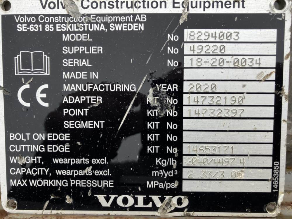 Volvo Tieflöffel mit Zähnen S3 - Retroescavadeira: foto 4 Volvo Tieflöffel mit Zähnen S3 - Retroescavadeira: foto 4