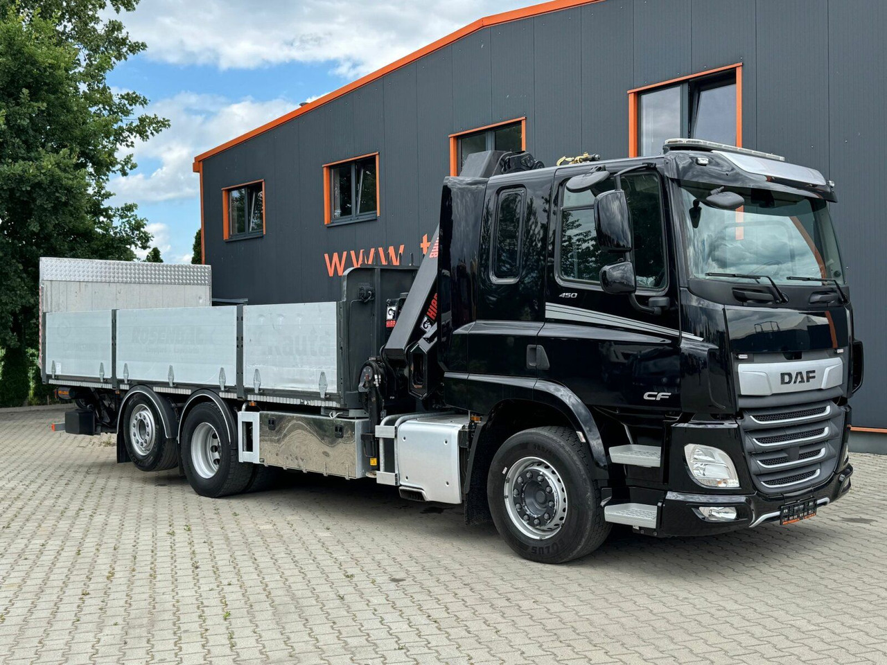 DAF CF 450 FAN 6x2 Pritsche mit Kran HIAB 188 E-6 - Camião de caixa aberta/ Plataforma, Camião grua: foto 4 DAF CF 450 FAN 6x2 Pritsche mit Kran HIAB 188 E-6 - Camião de caixa aberta/ Plataforma, Camião grua: foto 4