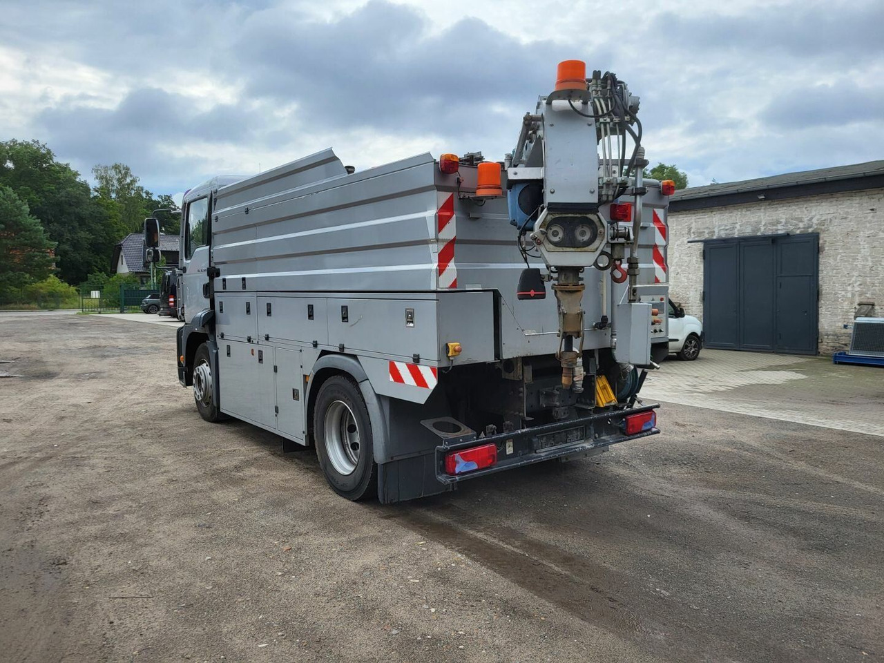 MAN TGA 18.360 4x2 HD-Kanalreiniger ASSMANN 6500 L - Caminhão limpa fossa: foto 5 MAN TGA 18.360 4x2 HD-Kanalreiniger ASSMANN 6500 L - Caminhão limpa fossa: foto 5