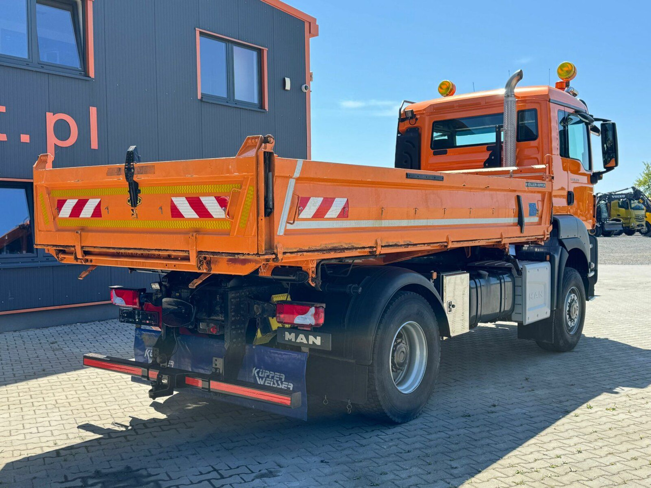 MAN TGS 18.320 4x4 BL Euro 6 Kipper + Winterdienst - Camião basculante: foto 5 MAN TGS 18.320 4x4 BL Euro 6 Kipper + Winterdienst - Camião basculante: foto 5