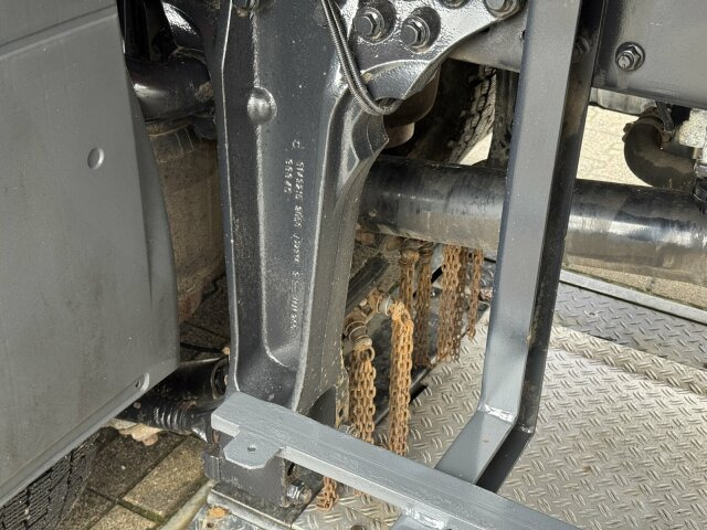 MAN TGS 28.400 6x4-4 Kipper Kran Palfinger PK9002 - Camião basculante, Camião grua: foto 4 MAN TGS 28.400 6x4-4 Kipper Kran Palfinger PK9002 - Camião basculante, Camião grua: foto 4