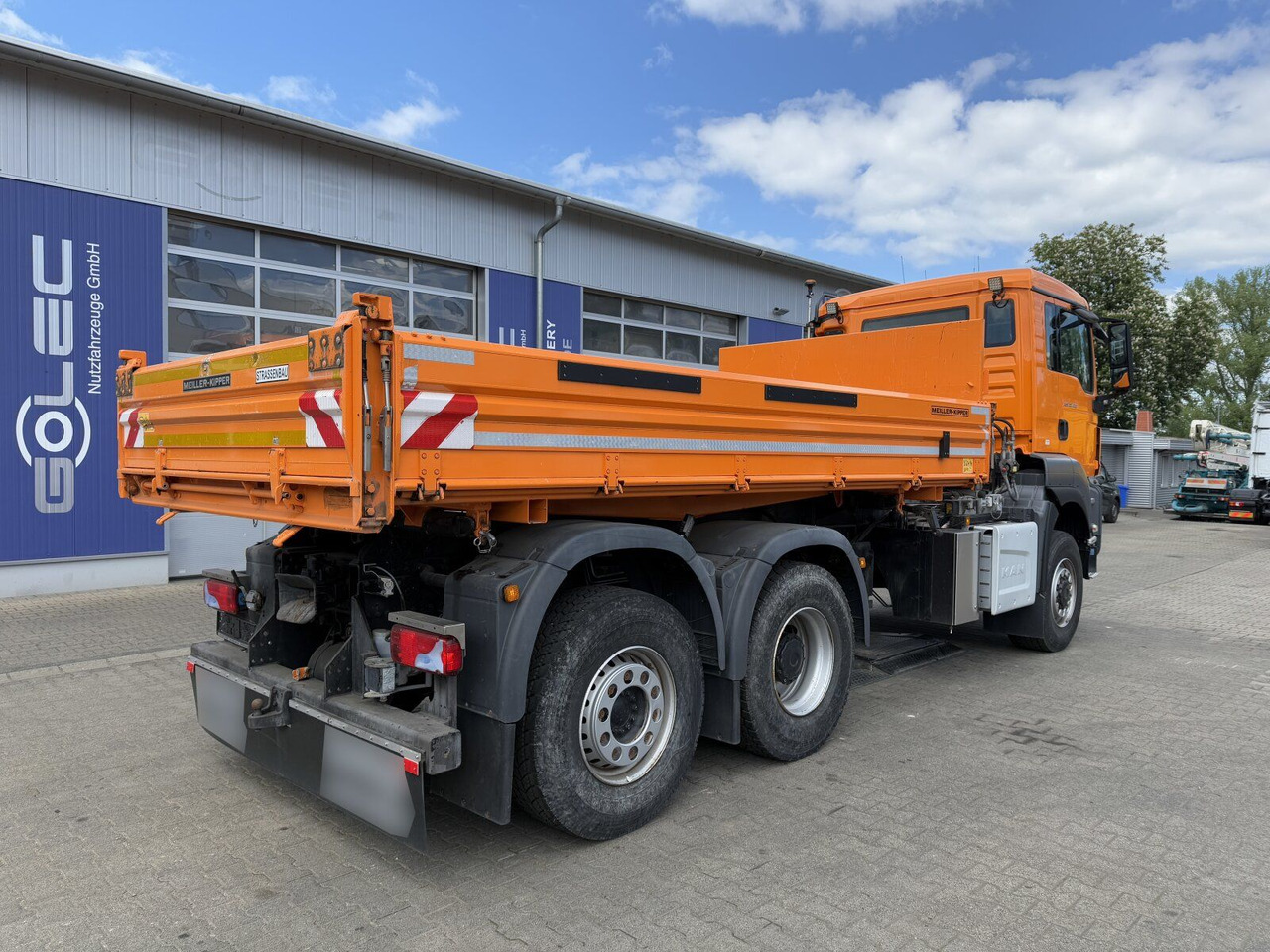MAN TGS 28.420 6x4-4 Meiller Kipper Winterdienst - Camião basculante: foto 3 MAN TGS 28.420 6x4-4 Meiller Kipper Winterdienst - Camião basculante: foto 3