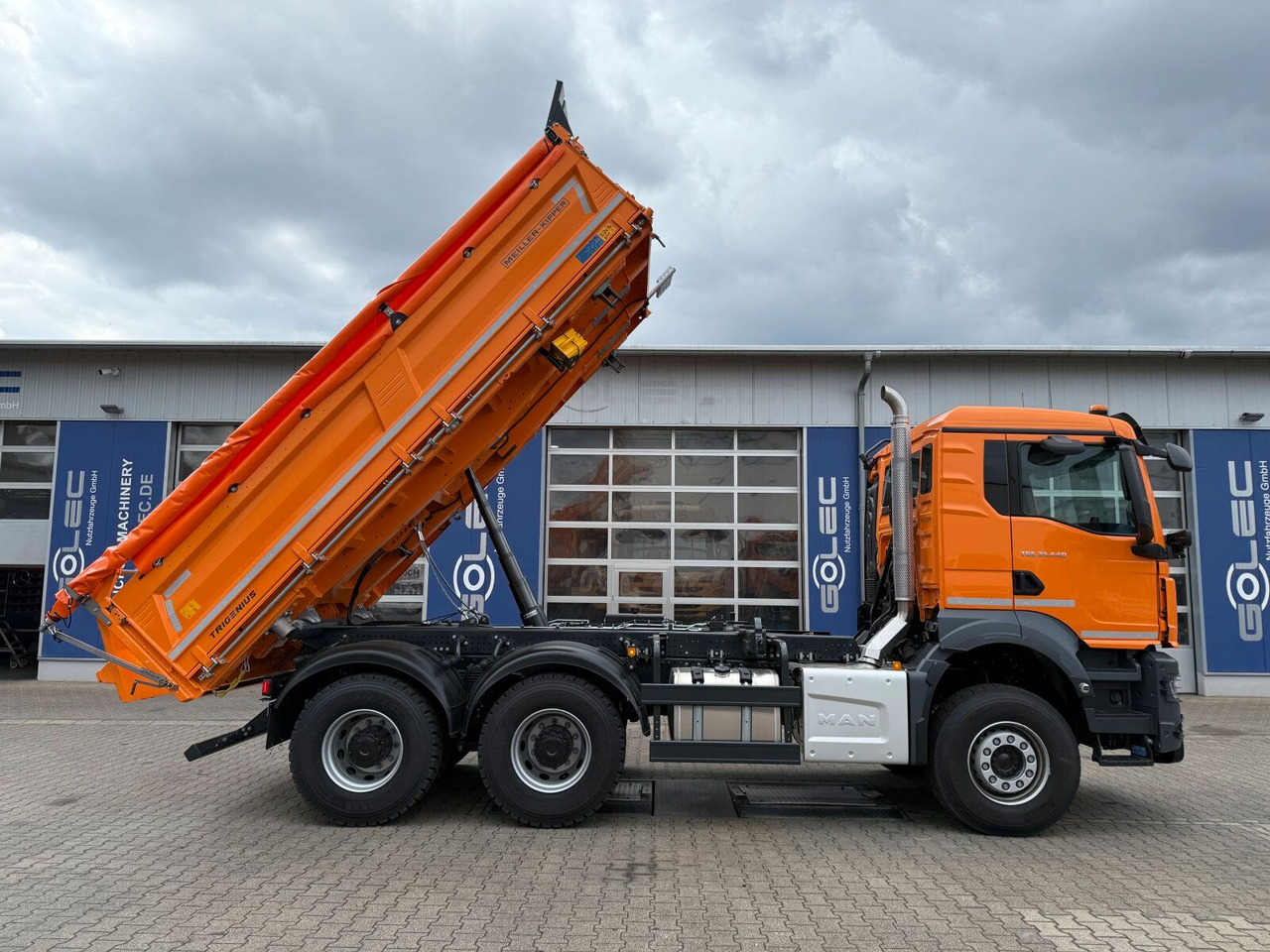 MAN TGS 33.440 6x4 Kipper MEILLER Bordmatik Frontpl. - Camião basculante: foto 4 MAN TGS 33.440 6x4 Kipper MEILLER Bordmatik Frontpl. - Camião basculante: foto 4