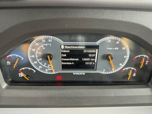 Volvo A25G Dumper 10.137 h Baujahr 2021 - Máquina de construção: foto 3 Volvo A25G Dumper 10.137 h Baujahr 2021 - Máquina de construção: foto 3