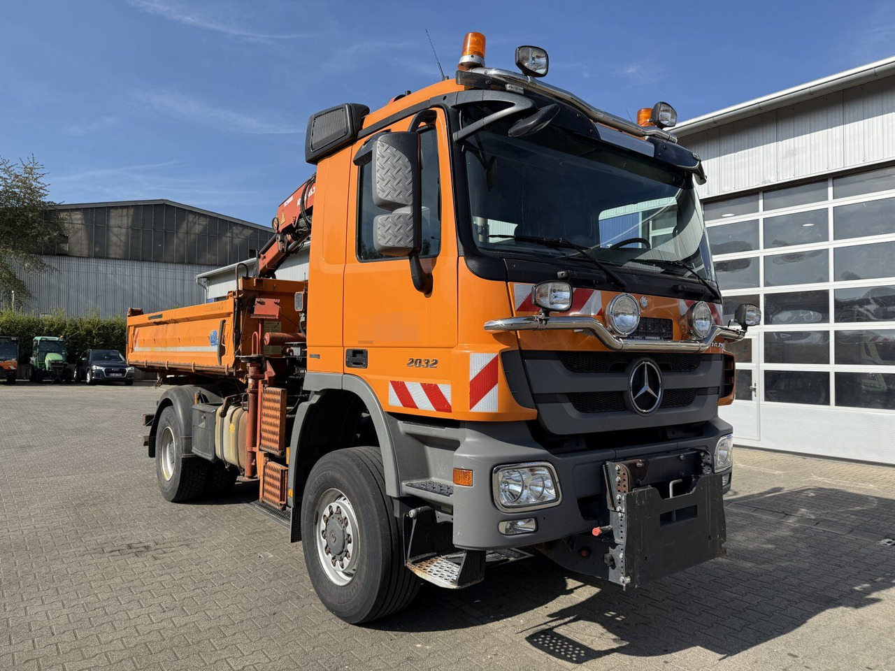 Mercedes-Benz ACTROS 2044 4x4 Kipper Kran ATLAS 65.2 A2L - Camião grua: foto 1 Mercedes-Benz ACTROS 2044 4x4 Kipper Kran ATLAS 65.2 A2L - Camião grua: foto 1