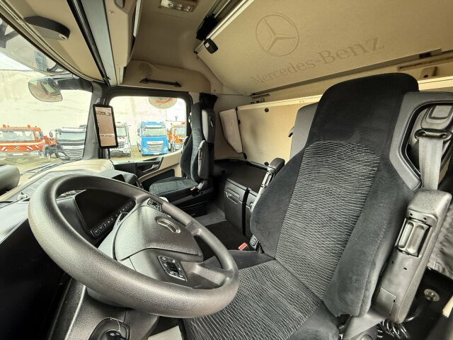 Camião transportador de contêineres/ Caixa móvel Mercedes-Benz ACTROS 2543 6x2 Wechselaufbau BDF AHK 2 Betten: foto 14