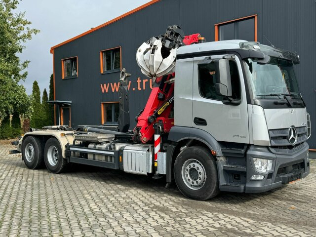 Mercedes-Benz ACTROS 2546 6x2 Abrollkip Kran Palfinger Q150Z95 - Camião polibenne, Camião grua: foto 1 Mercedes-Benz ACTROS 2546 6x2 Abrollkip Kran Palfinger Q150Z95 - Camião polibenne, Camião grua: foto 1