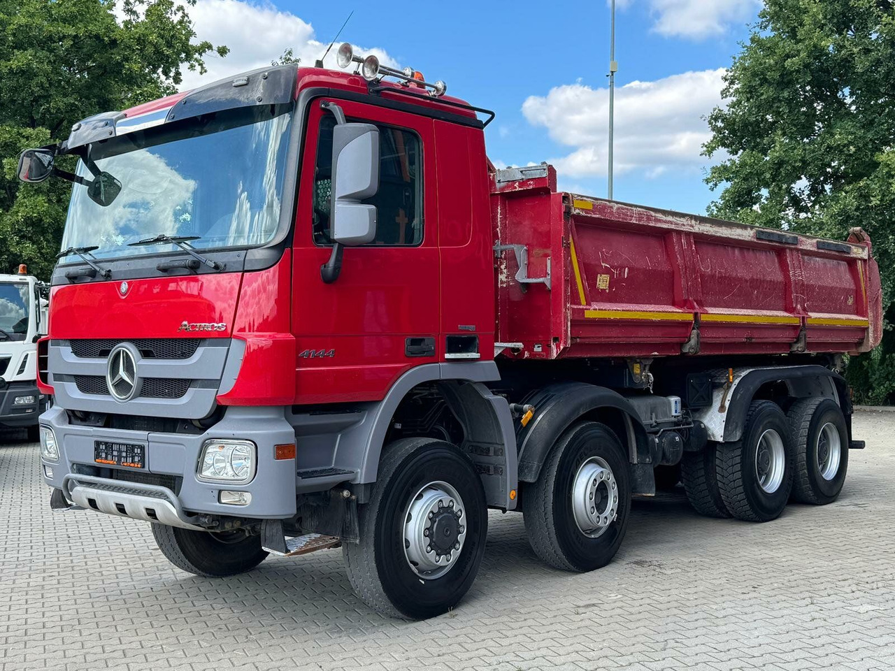 Mercedes-Benz ACTROS 4144 8x6 EURO5 Kipper mit Bordmatik - Camião basculante: foto 1 Mercedes-Benz ACTROS 4144 8x6 EURO5 Kipper mit Bordmatik - Camião basculante: foto 1