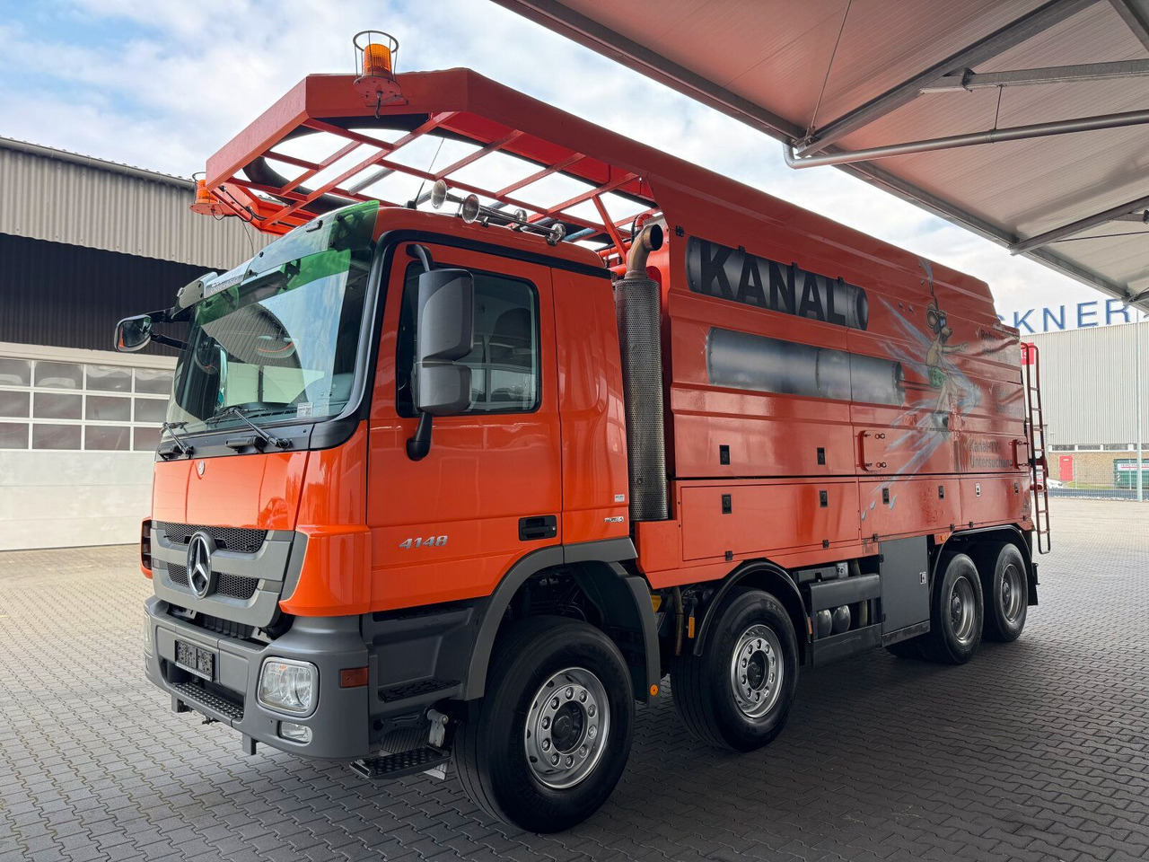 Mercedes-Benz ACTROS 4148 8x4 Kanalreiniger & Wasserrückgewinn - Caminhão limpa fossa: foto 2 Mercedes-Benz ACTROS 4148 8x4 Kanalreiniger & Wasserrückgewinn - Caminhão limpa fossa: foto 2