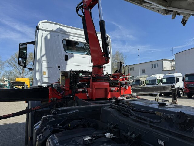 Mercedes-Benz AROCS 1832 4x2 Euro 6 Kipper Kran FASSI F120FB - Camião basculante, Camião grua: foto 2 Mercedes-Benz AROCS 1832 4x2 Euro 6 Kipper Kran FASSI F120FB - Camião basculante, Camião grua: foto 2