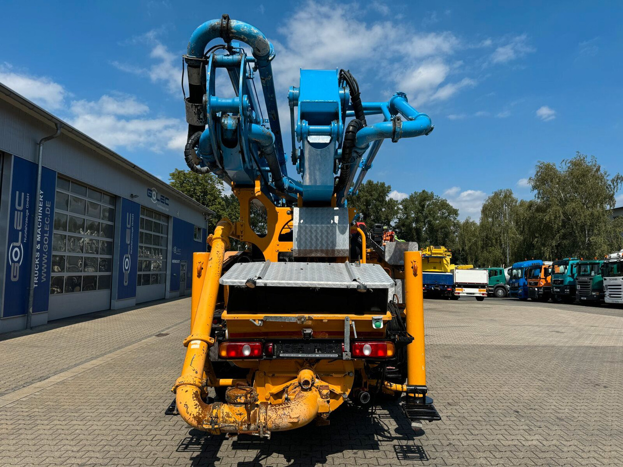 Mercedes-Benz AROCS 2646 6x4 Euro 6 Betonpumpe Schwing S 38 SX - Autobomba de betão: foto 5 Mercedes-Benz AROCS 2646 6x4 Euro 6 Betonpumpe Schwing S 38 SX - Autobomba de betão: foto 5