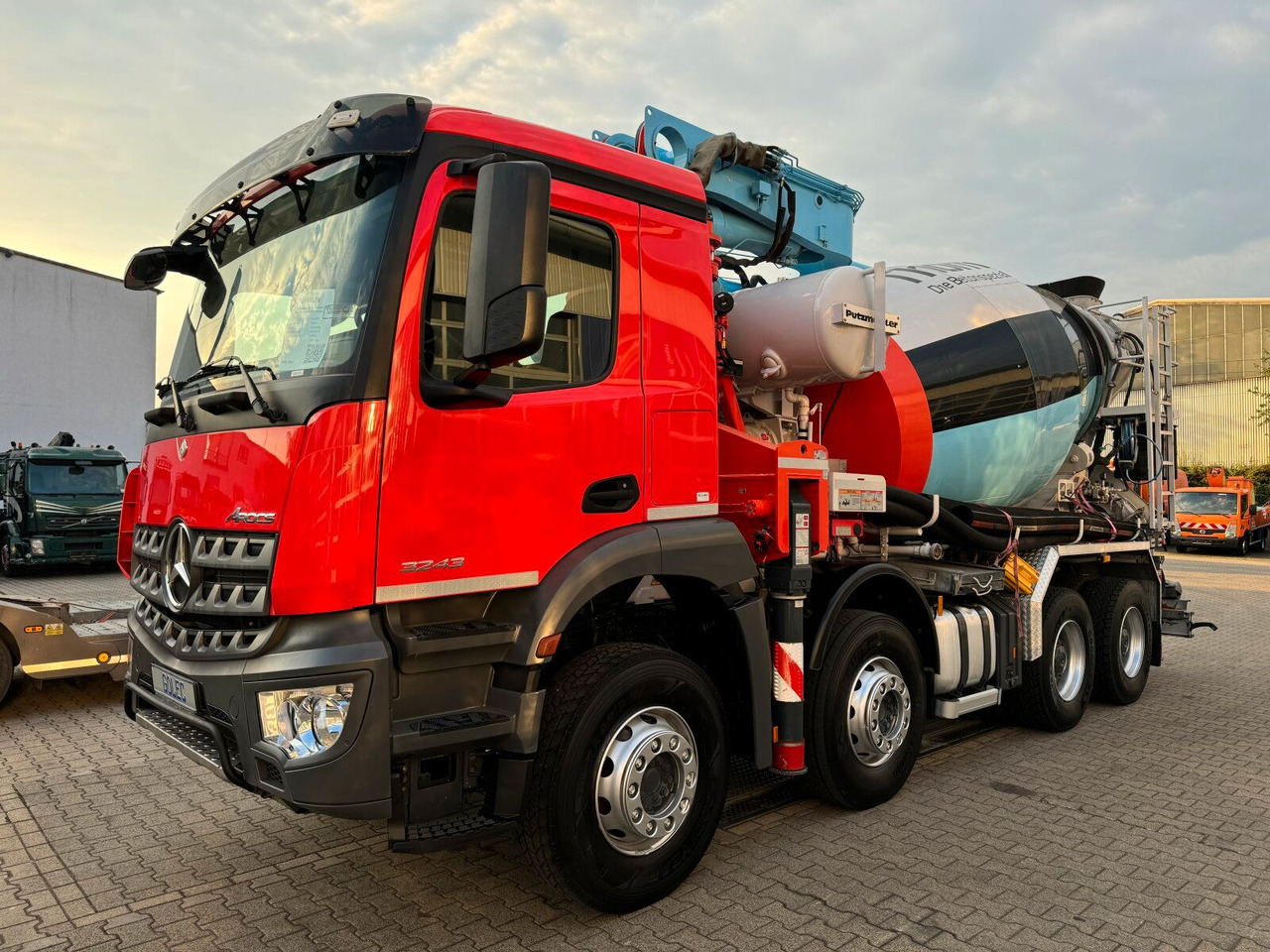 Mercedes-Benz AROCS 3243 8x4 Euro 6 Pumi Putzmeister TMM 24-3 - Autobomba de betão: foto 3 Mercedes-Benz AROCS 3243 8x4 Euro 6 Pumi Putzmeister TMM 24-3 - Autobomba de betão: foto 3