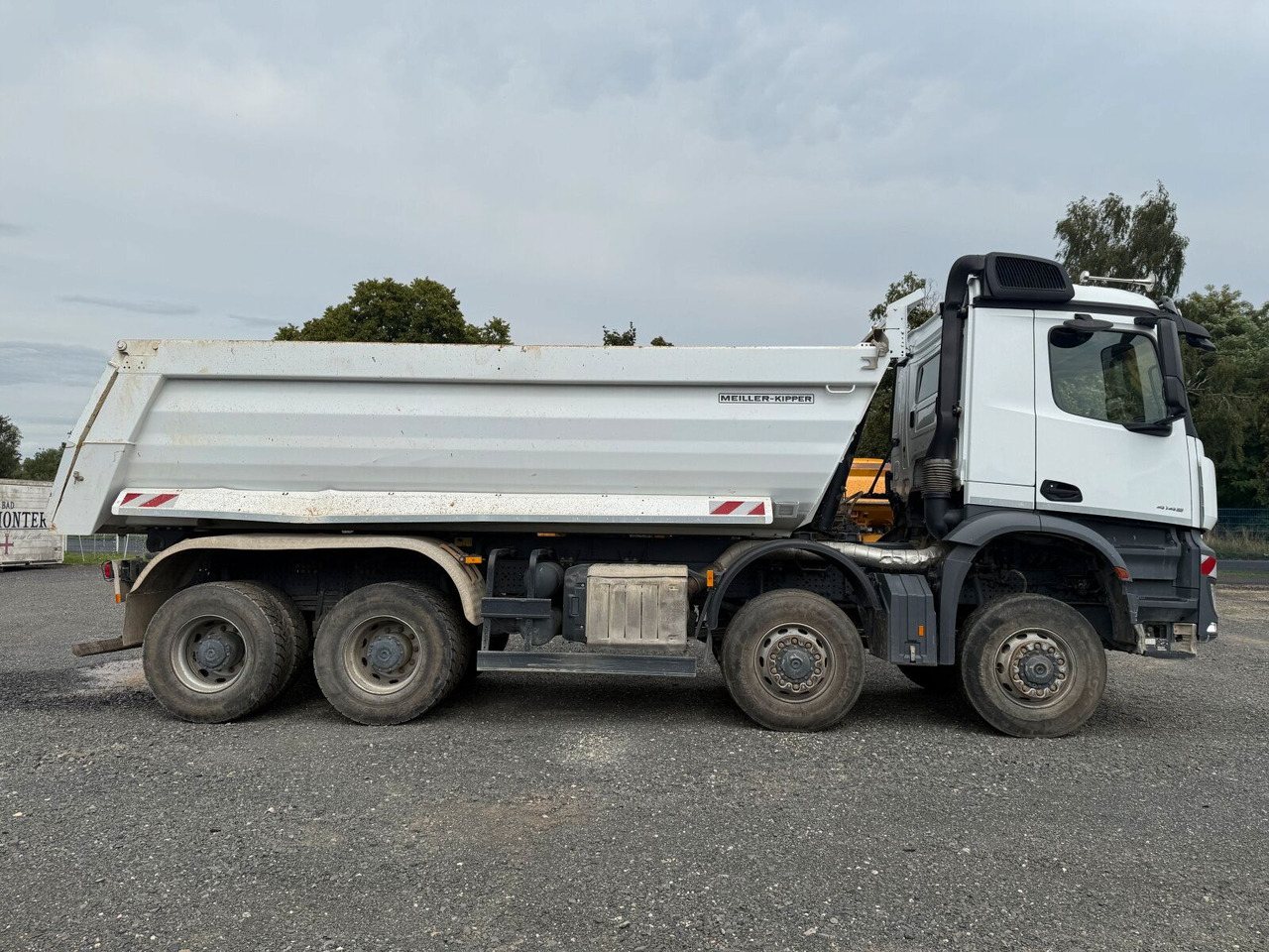 Mercedes-Benz AROCS 4145 8x8 Meiller Muldenkipper - Camião multibenne: foto 3 Mercedes-Benz AROCS 4145 8x8 Meiller Muldenkipper - Camião multibenne: foto 3