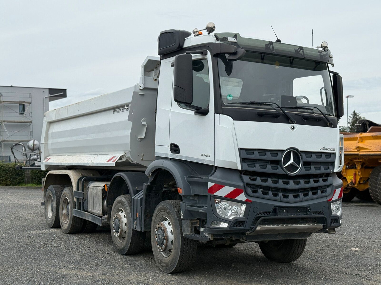 Mercedes-Benz AROCS 4145 8x8 Meiller Muldenkipper - Camião basculante: foto 1 Mercedes-Benz AROCS 4145 8x8 Meiller Muldenkipper - Camião basculante: foto 1