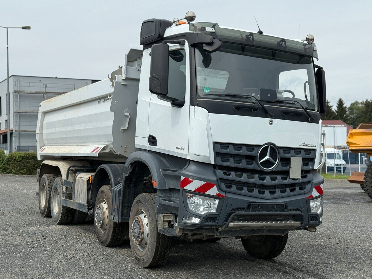 Mercedes-Benz AROCS 4145 8x8 Meiller Muldenkipper - Camião multibenne: foto 1 Mercedes-Benz AROCS 4145 8x8 Meiller Muldenkipper - Camião multibenne: foto 1