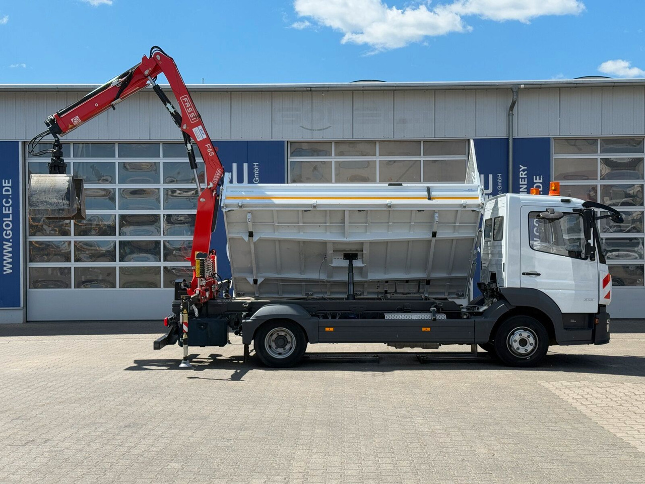 Mercedes-Benz ATEGO 818 4x2 Euro 6 Kipper Kran FASSI F65B.0.22 - Carrinha basculante: foto 4 Mercedes-Benz ATEGO 818 4x2 Euro 6 Kipper Kran FASSI F65B.0.22 - Carrinha basculante: foto 4