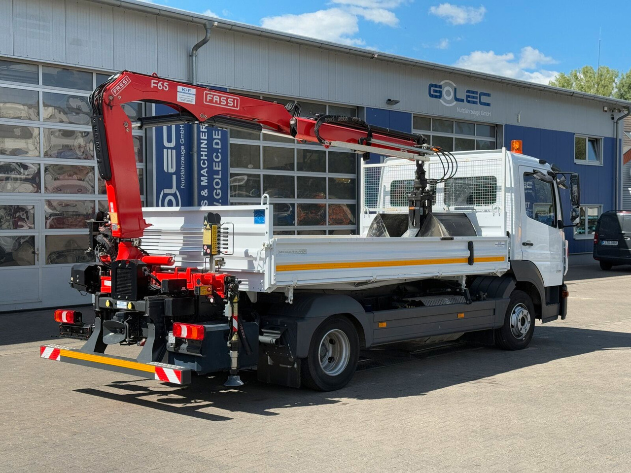 Mercedes-Benz ATEGO 818 4x2 Euro 6 Kipper Kran FASSI F65B.0.22 - Camião grua: foto 5 Mercedes-Benz ATEGO 818 4x2 Euro 6 Kipper Kran FASSI F65B.0.22 - Camião grua: foto 5