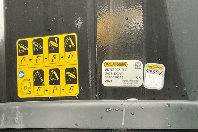 Mercedes-Benz Arocs 3253 8x4 Abrollkipper Kran Palfinger 37002 - Camião polibenne, Camião grua: foto 4 Mercedes-Benz Arocs 3253 8x4 Abrollkipper Kran Palfinger 37002 - Camião polibenne, Camião grua: foto 4